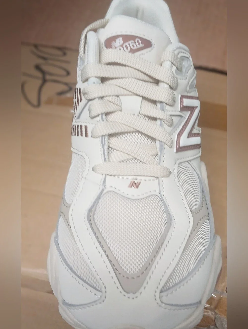 🆕️NB Bone Sparrow 9060